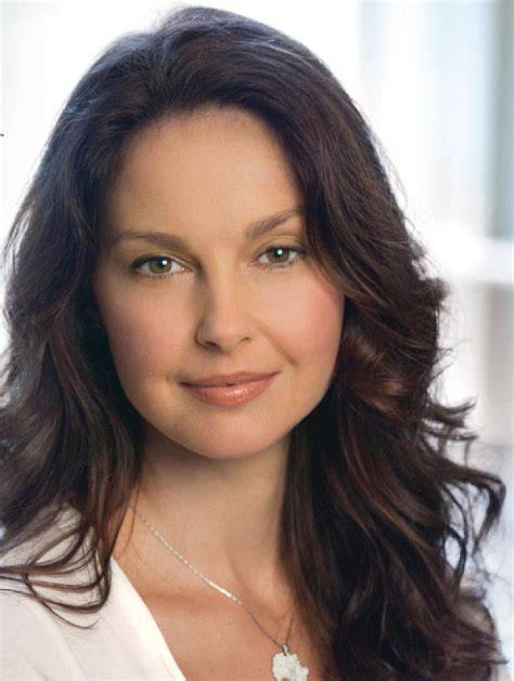 Ashley Judd's Dating: Uncovering Insights And Revelations