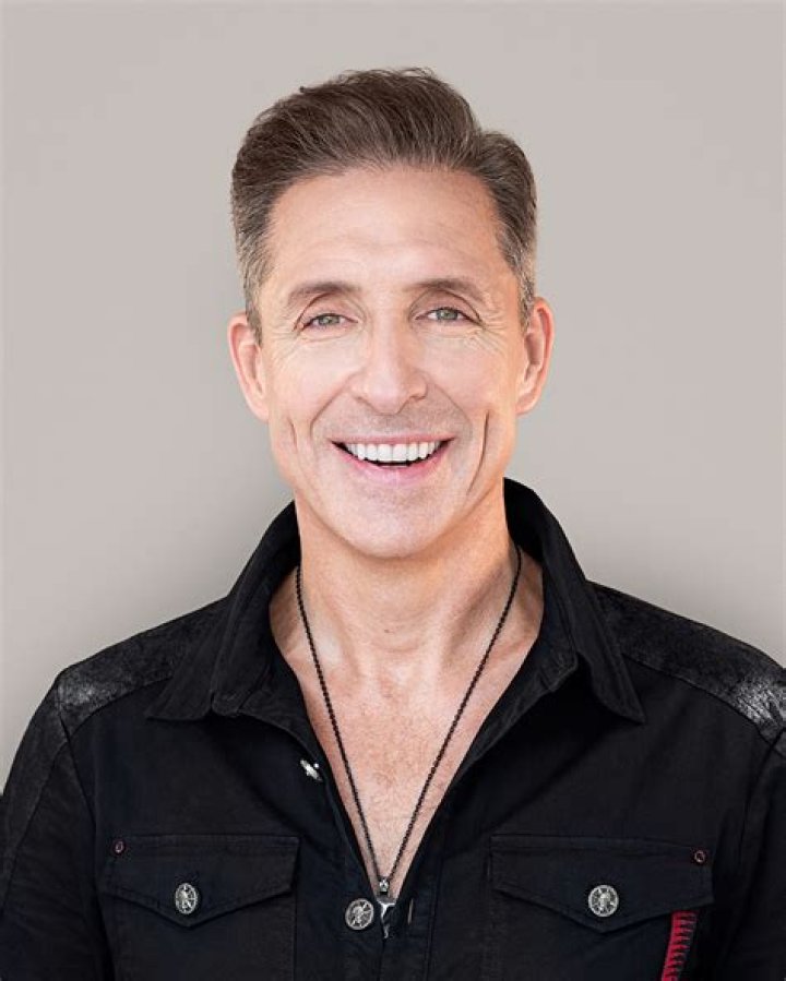 Dave Asprey "I Made 6 Million at 28—and Lost it by 28" Money