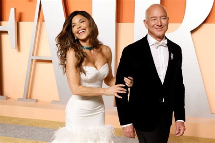 Jeff Bezos And Lauren Sanchez Revealed
