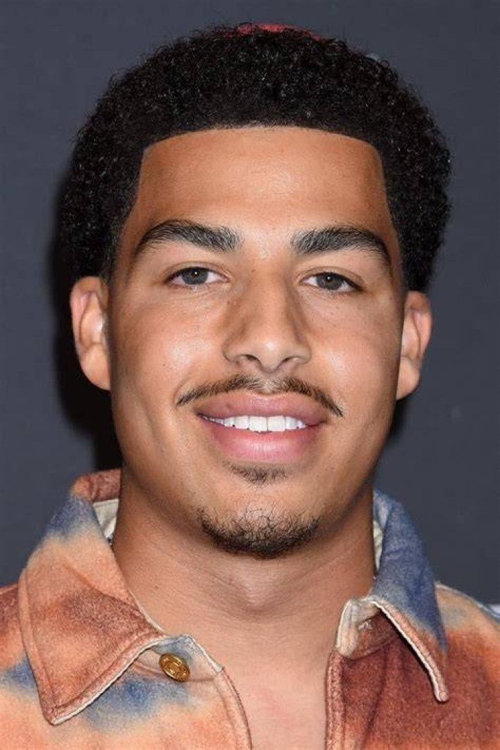 Marcus Scribner Bio, Age, Career, Girlfriend, Physique, Wealth, Instagram