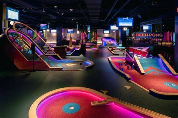 Puttshack Boston An indoor minigolf venue to open in Seaport