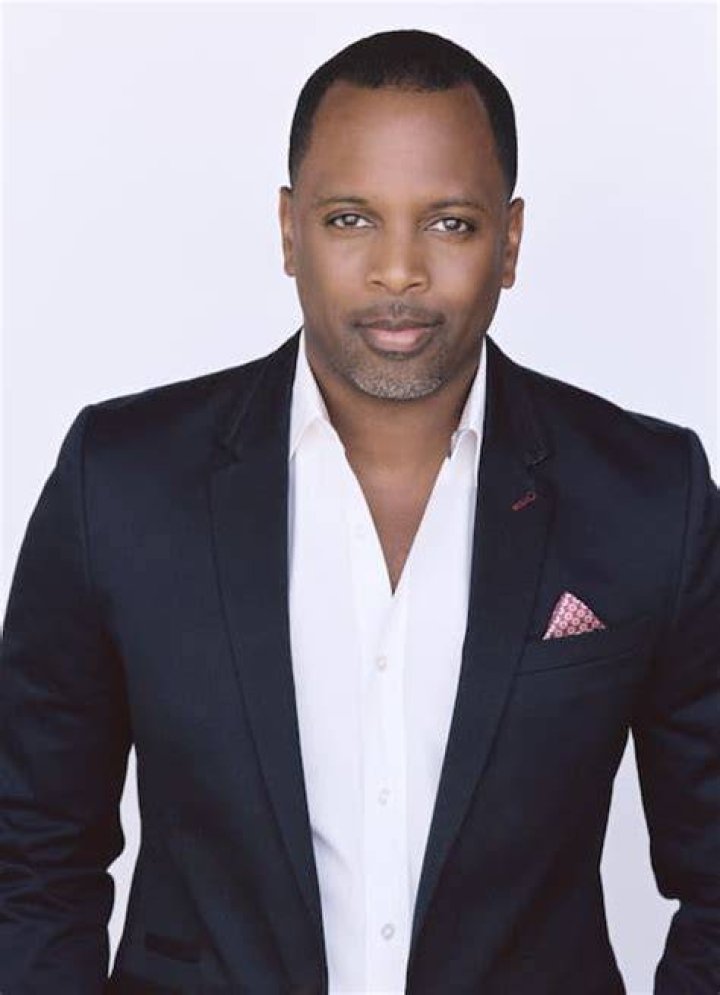Toure Roberts Wiki, Bio, Age, Wife, Net Worth, Author, Church, Books