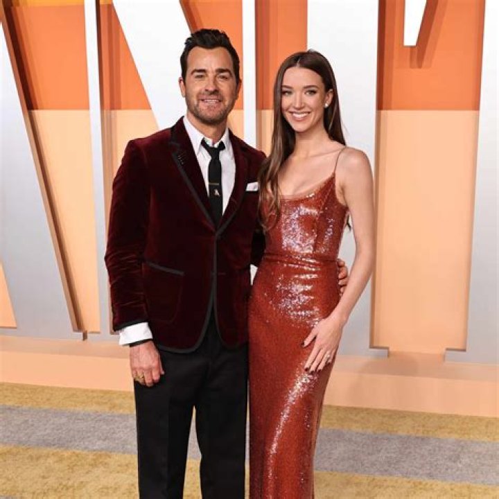 Who Is Nicole Brydon Bloom? All About the Actress Spotted Kissing